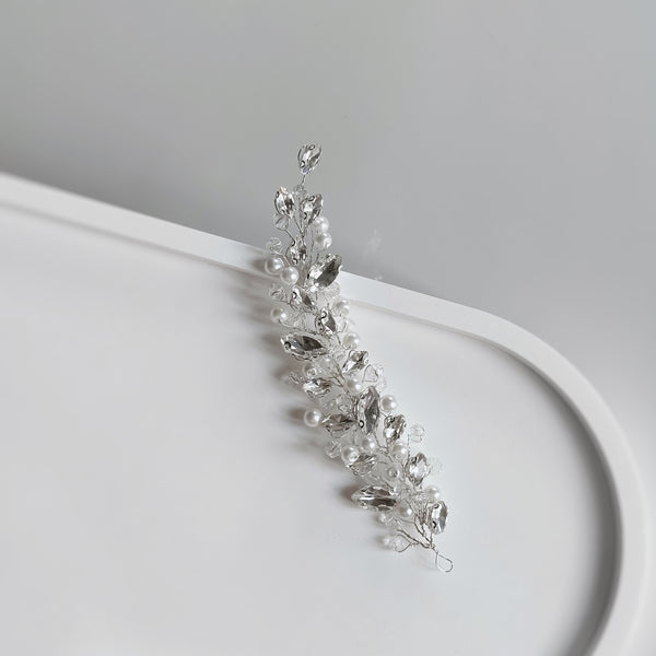 FELICIA - accesoriu pentru mirese cu cristale si perle (handmade)