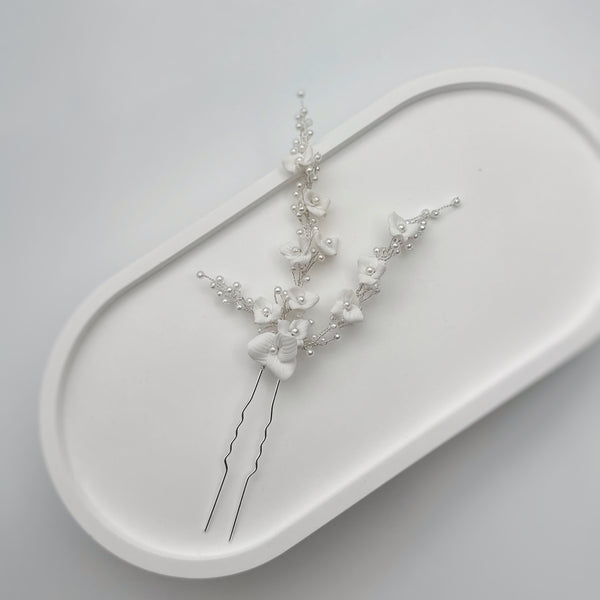 Tiana - accesoriu cu flori pentru mirese (handmade)