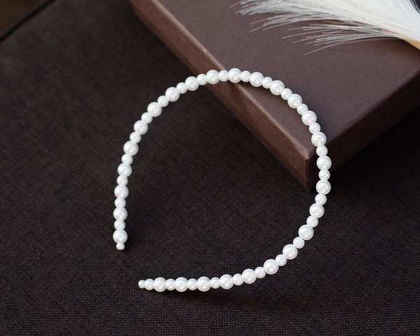 VALENTINA - accesoriu mirese cu perle fixate pe bentita din metal (handmade)